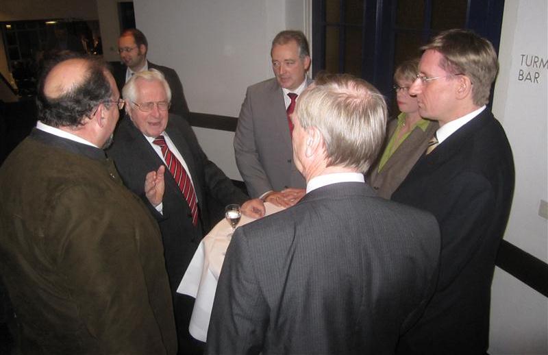 16.13.2011 - Markenkern der Union (KAS) - In kleiner Runde hießen die lokalen Vertreter den Ehrengast herzlich willkommen in Goslar.